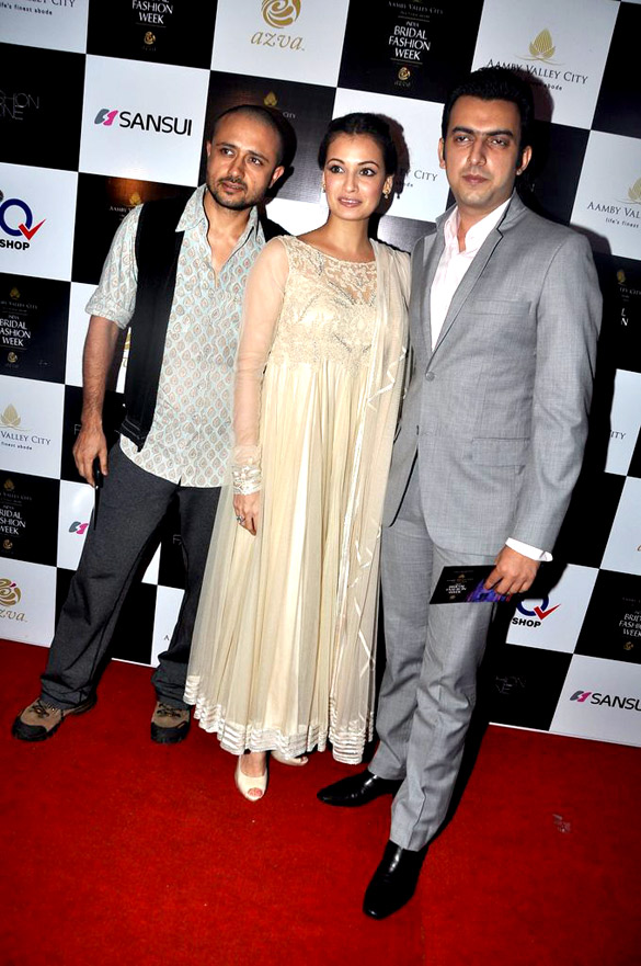 siddharth mallya walks the ramp at aamby valley india bridal fashion week 2012 5