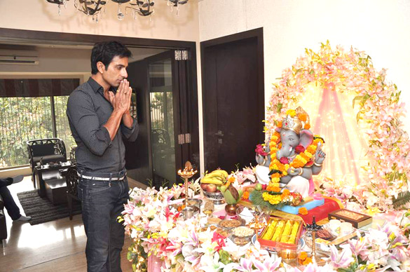 celebs snapped celebrating ganesh chaturthi 5