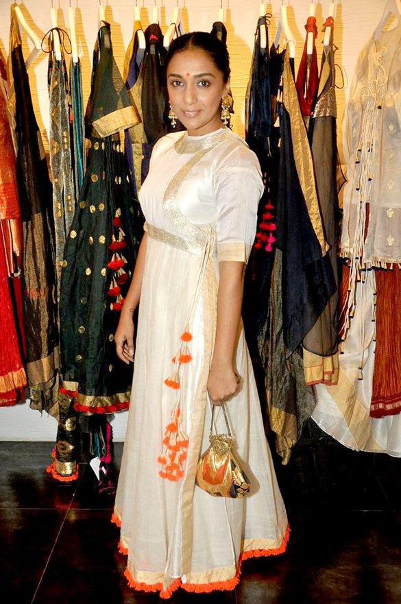 shweta salve at the dressing room preview 9