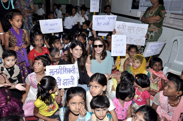 isha sharwani supports save the girl child campaign 5