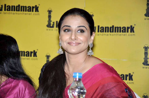 vidya balan unveils unhooked book 9