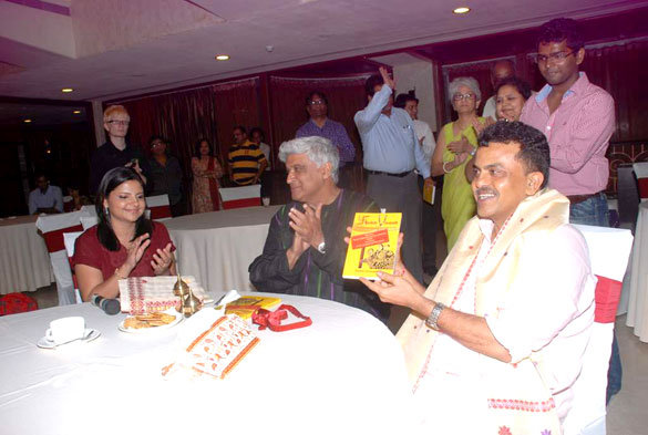 javed akhtar releases the book shubh vivaah 4