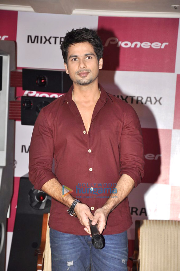shahid at pioneers mixtrax sound systems launch 9