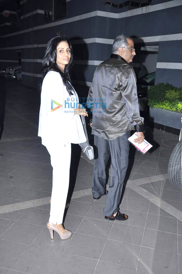 sridevi boney snapped at sanjay kapoors house 3