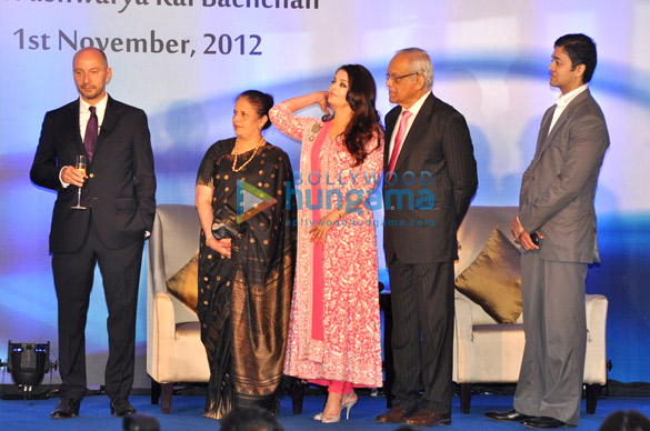 aishwarya rai bachchan conferred with french honour 8