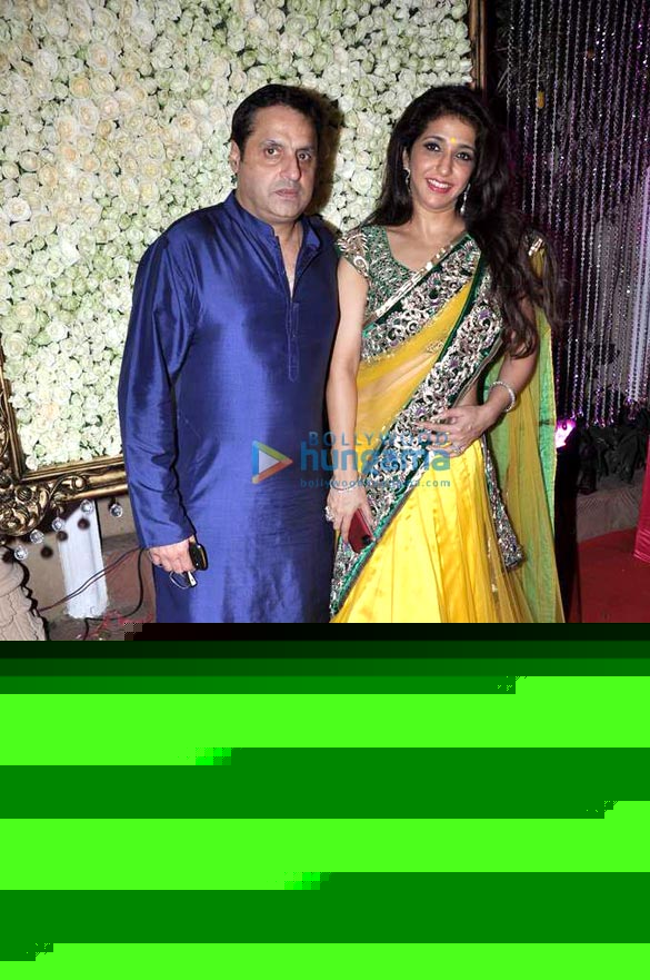 celebs grace kiran bawas diwali bash 44