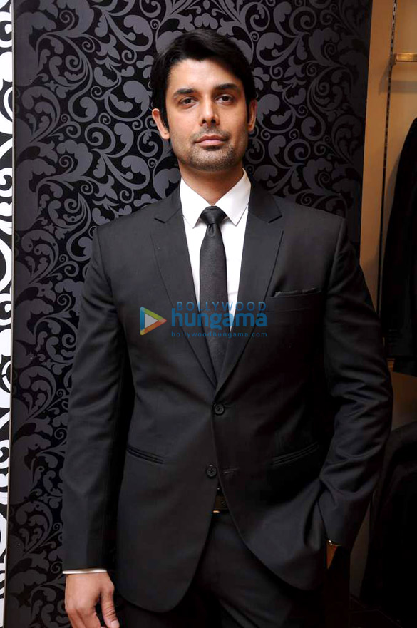 ameet m gaurr announced as the new face of shoppers stop 2