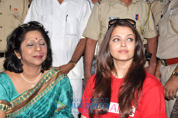 aishwarya rai at world aids day for unaids 2