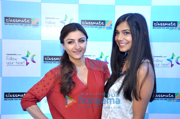 soha ali khan at follow your heart press meet 11