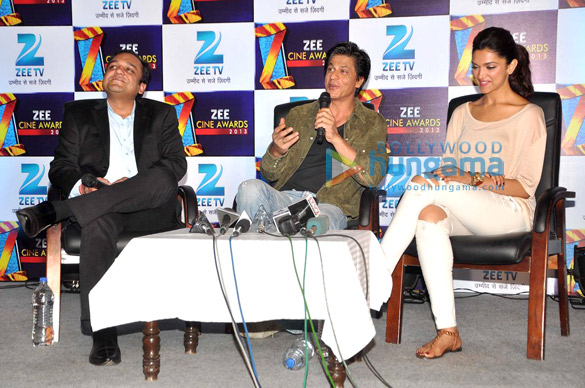 srk deepika grace the zee cine awards media meet 3