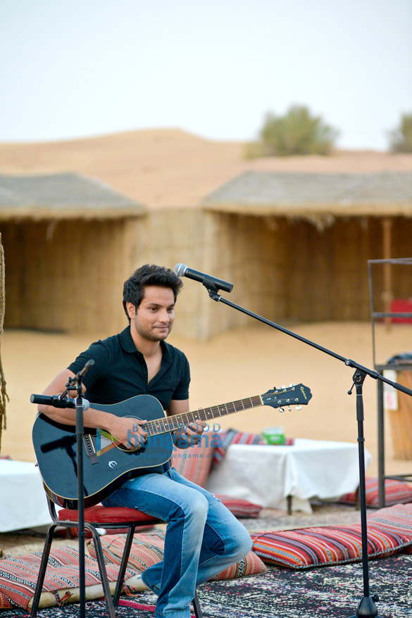 mahesh bhatt pooja bhatt introduce aaryan in dubai 6