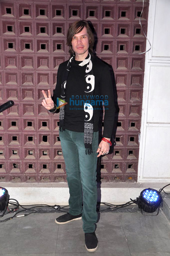 celebs at soulmate performance 7