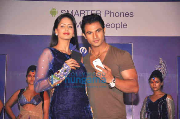 bhairavi goswami launches magicon mobiles 3