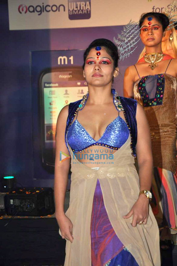 bhairavi goswami launches magicon mobiles 6