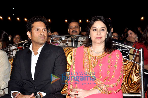 bollywood biggies at umang police show 2013 31