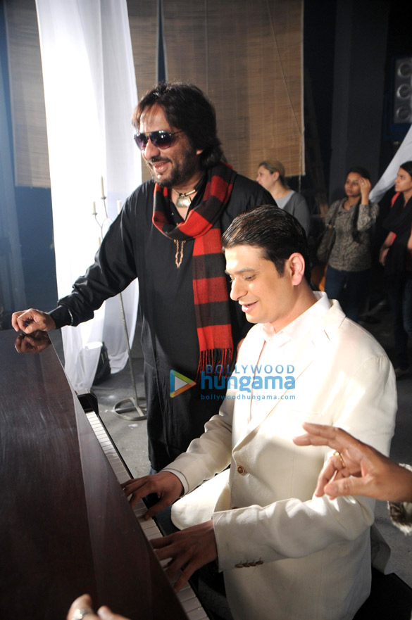 on location of siddharth kashyaps album rock on hindustan 4