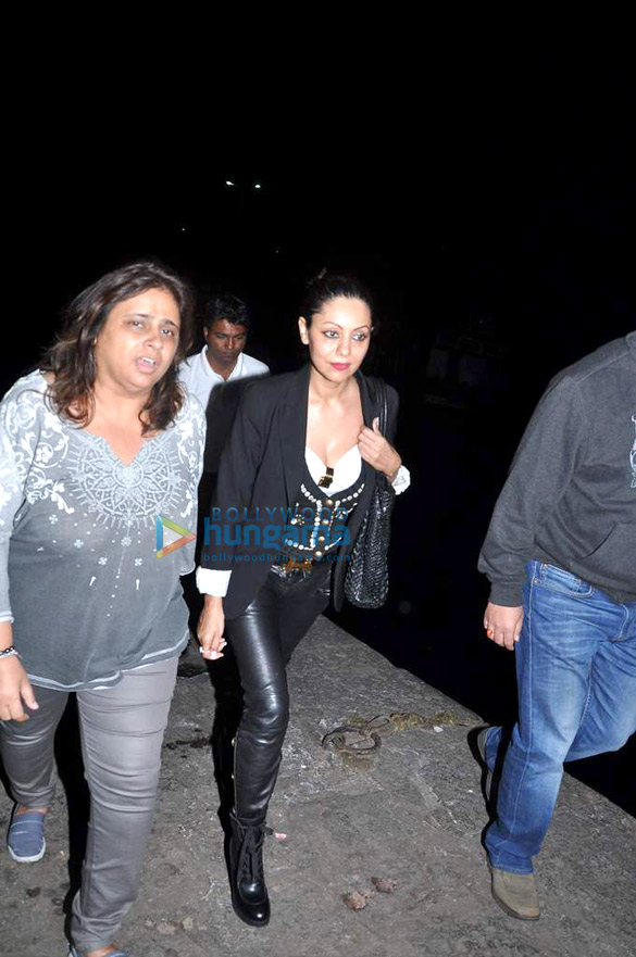 celebs grace hrithiks birthday yacht party 7