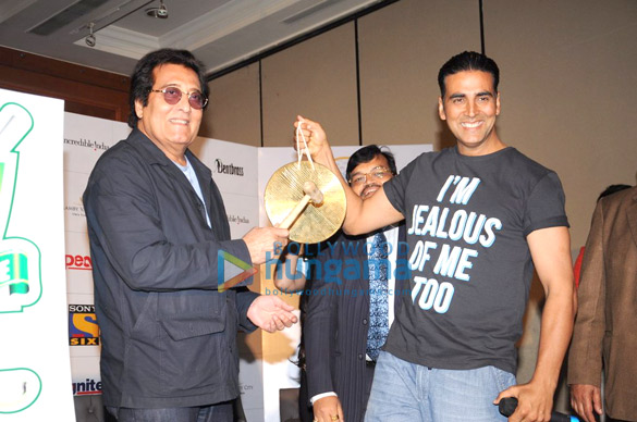 akshay kumar vinod khanna at golf premiere league 2