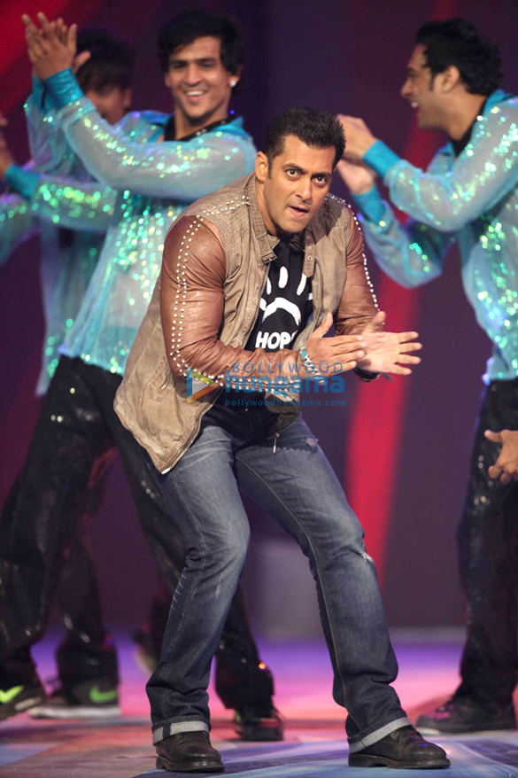 opening ceremony of celebrity cricket league season 3 28