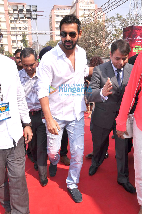 john abraham at the mumbai international motor show 2013 11