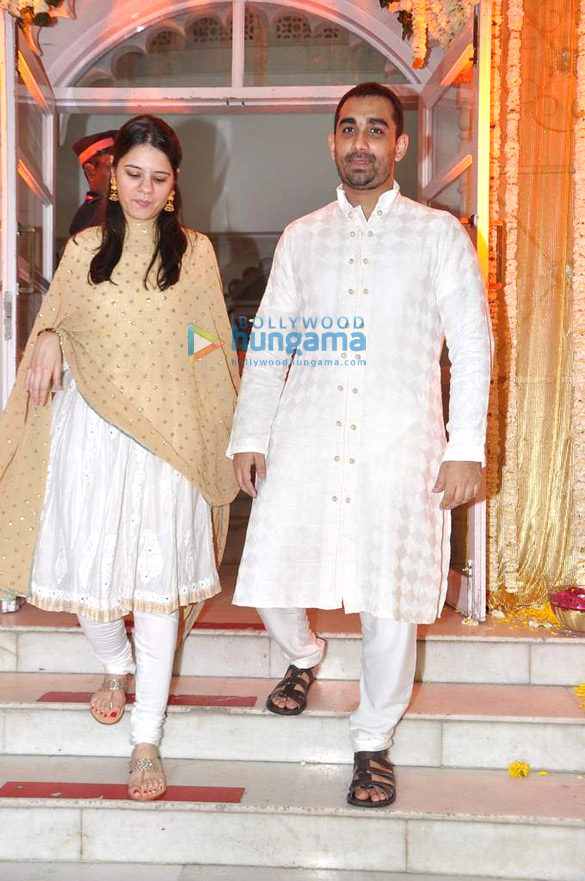 udita goswami weds mohit suri 40