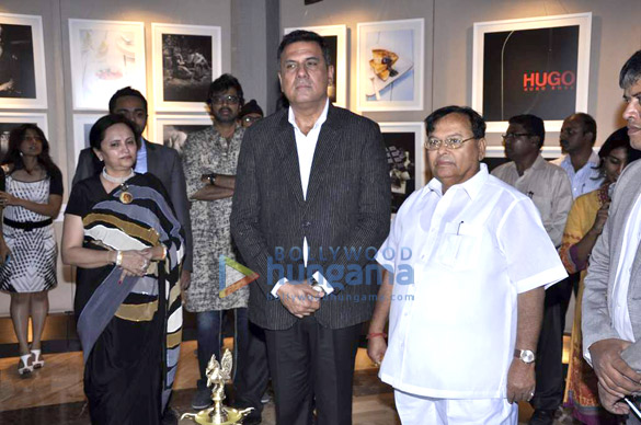 boman irani at bharti vidyapeeths photo exhibition 4