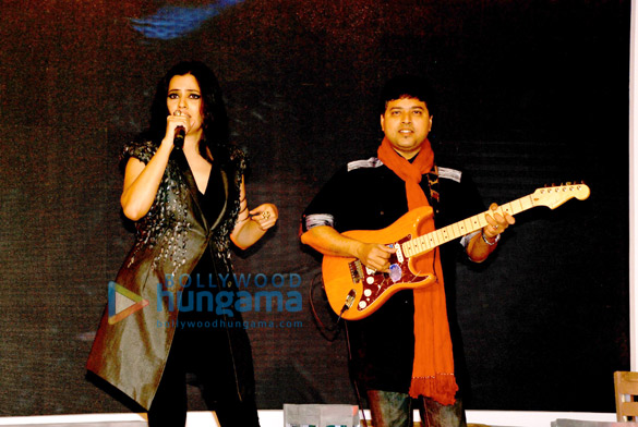 sona mohapatra at the best city awards in delhi 3