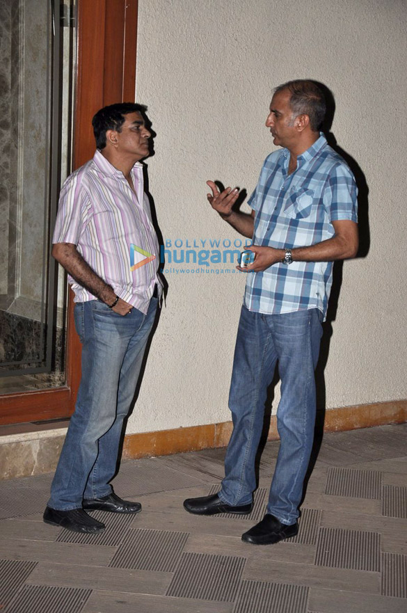 abhishek hrithik ajay visit sanjay dutts residence 3