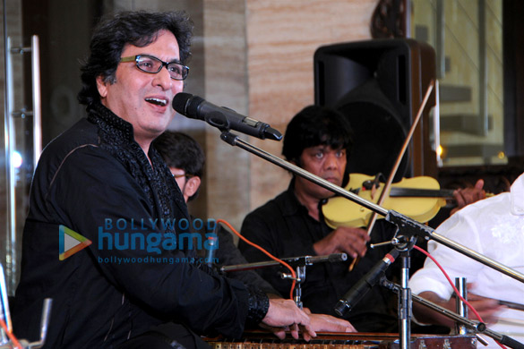 le club musiques soulful evening with talat aziz ustad rashid khan 20