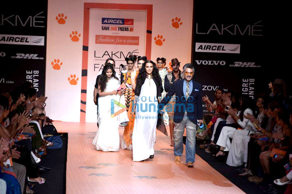 neha dhupia walks the ramp for save our tigers at lakme fashion week 2013 2