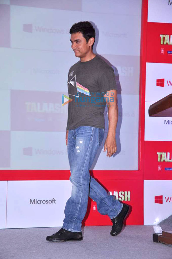 aamir khan meets the microsoft talaash contest winners 11
