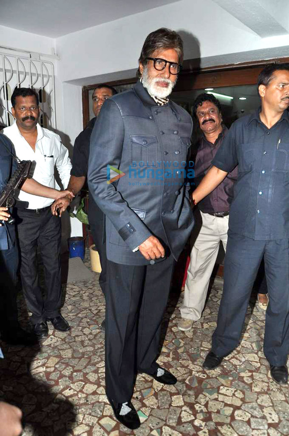 amitabh bachchan at society magazines cover launch 8