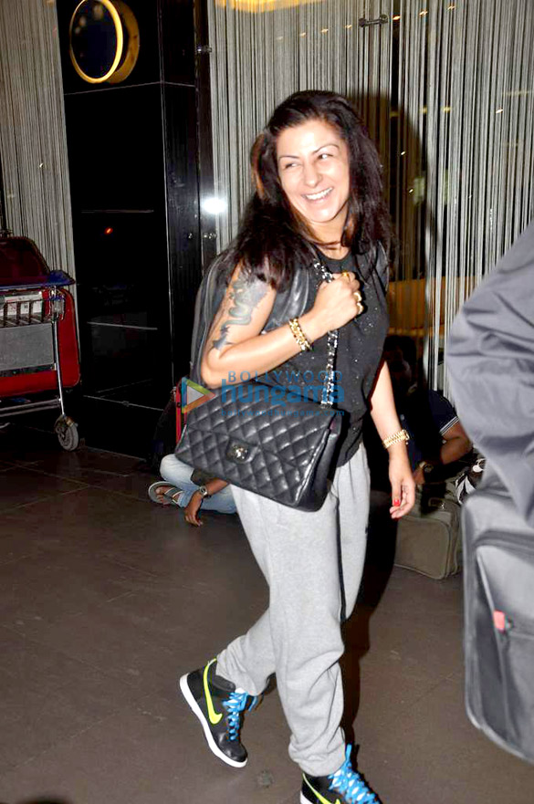 neha boman madhavan others leave for toifa 6