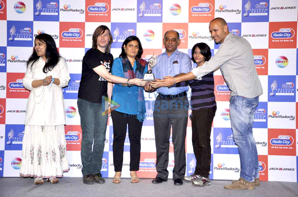 celebs grace radio city 91 1 fm freedom awards 2