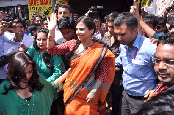 vidya balan launches cine blitz 39th anniversary issue 16