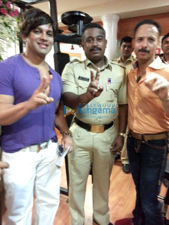 launch of the mumbai police force gym at gamdevi police station 6
