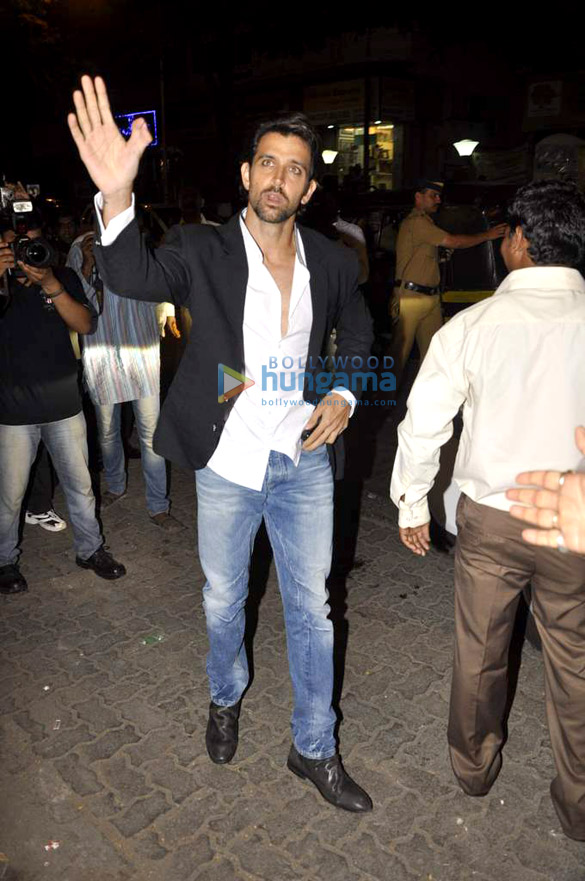 hrithik sushmita and others at farah khan alis store launch 23