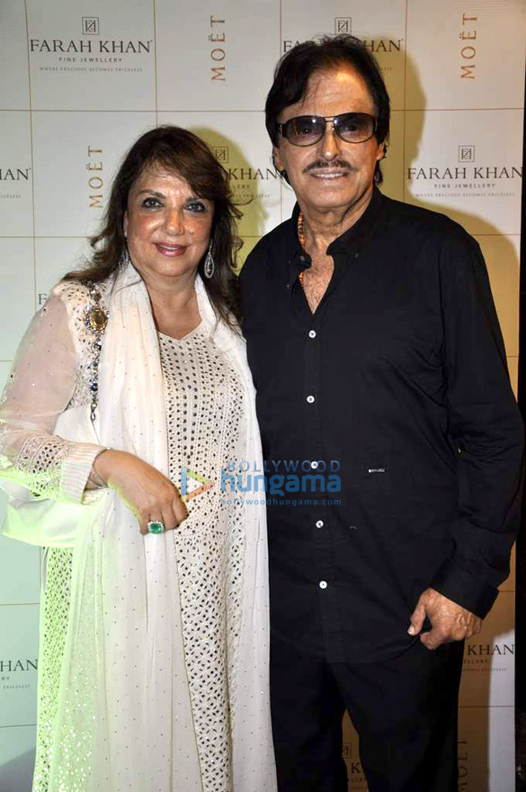 hrithik sushmita and others at farah khan alis store launch 13