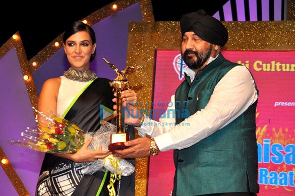 celebs at punjabi cultural heritage baisakhi di raat celebrations 3