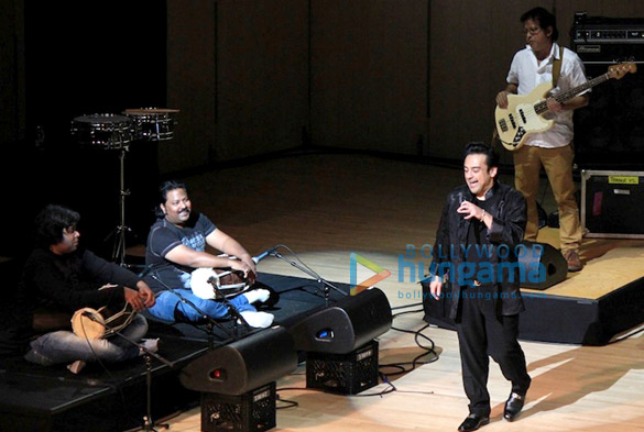 adnan sami performs at the roy thomson hall in toronto 4