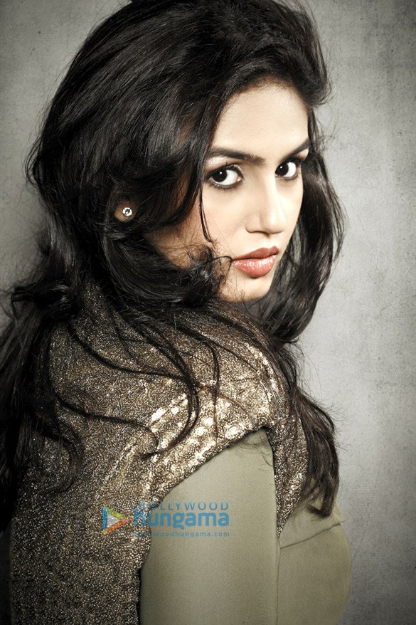 Amrita Puri Sex Webseries - Full Coverage 2013-04-19 - Bollywood Hungama