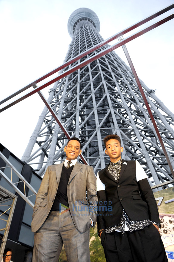 will smith jaden smith at the tokyo premiere of m night shyamalans after earth 5