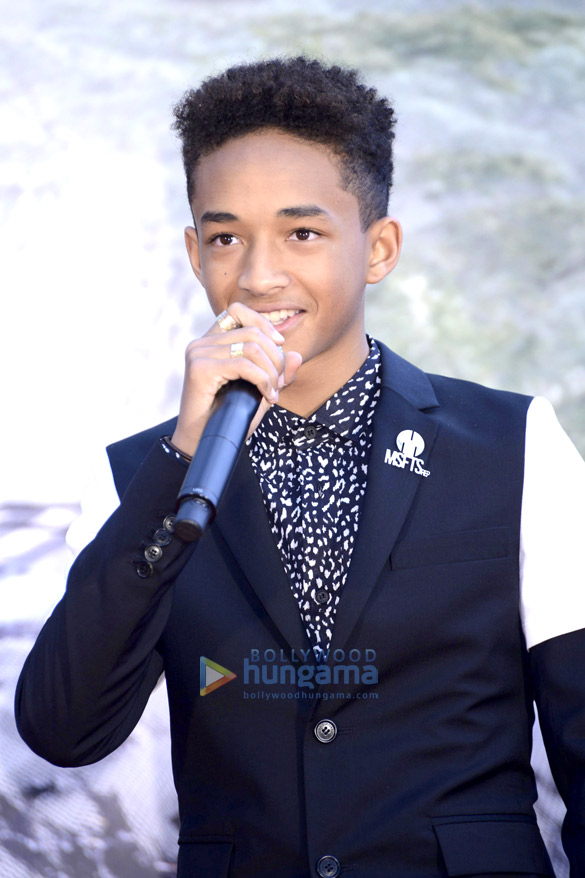 will smith jaden smith at the tokyo premiere of m night shyamalans after earth 4