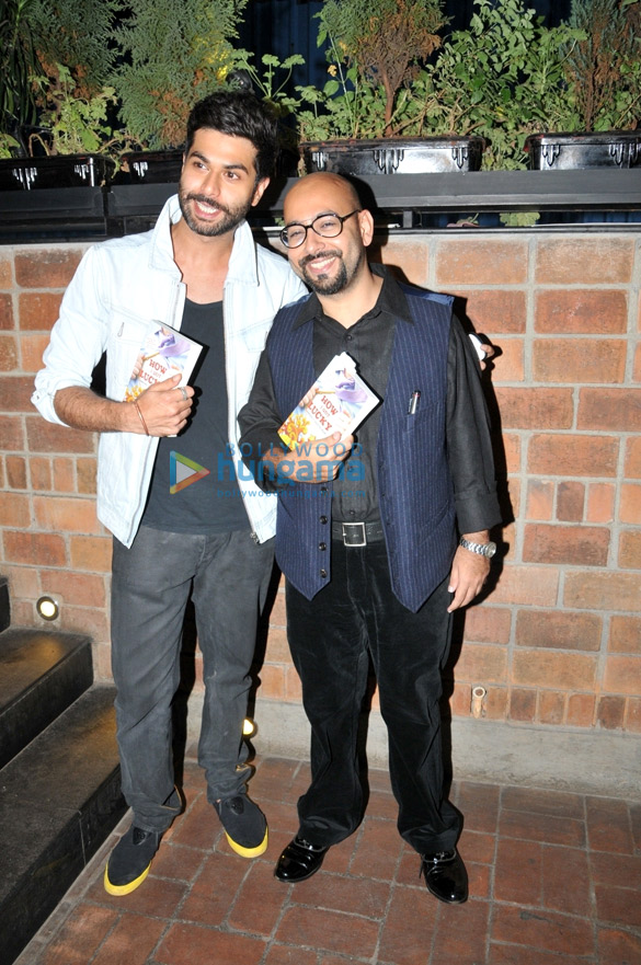 shazahn at the launch of farhad j dadyburjors book how i got lucky 4