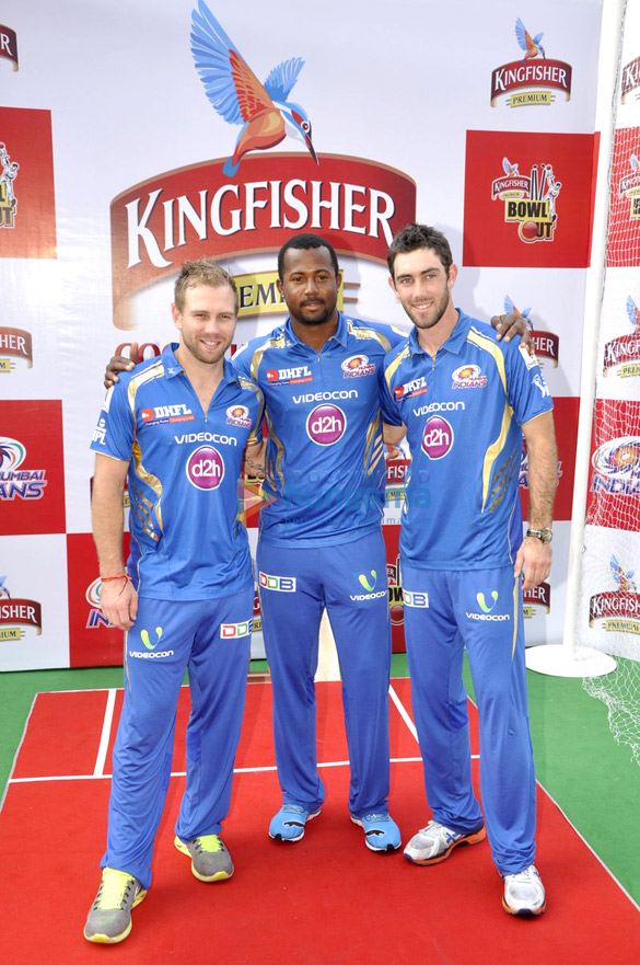 mumbai indians players at the kingfisher bowl out event 3