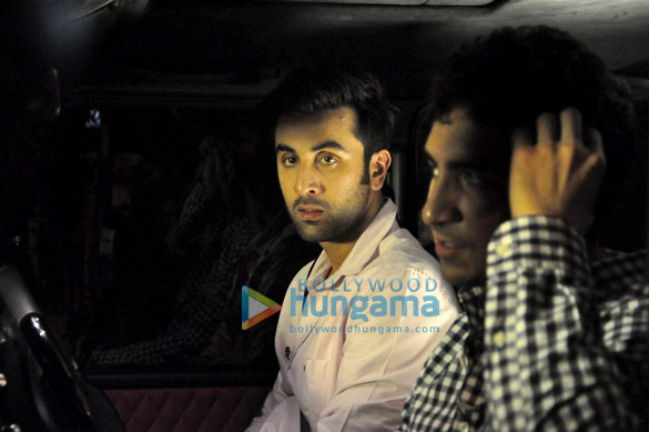 ranbir ayan snapped in bandra 4