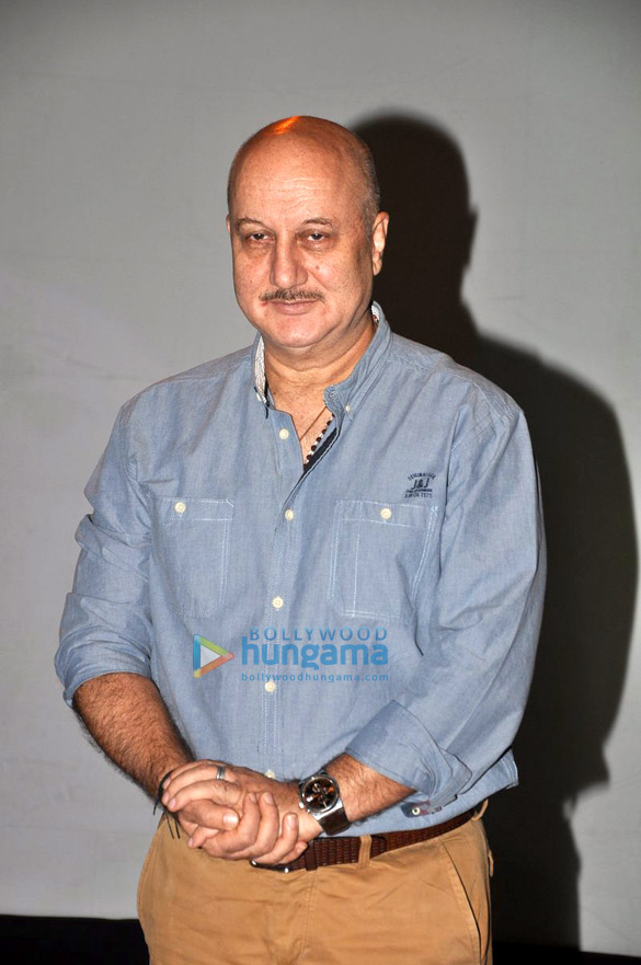 300th show of anupam khers play kucch bhi ho sakta hai 8