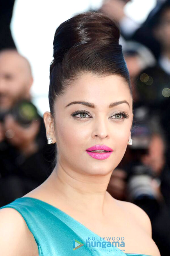aishwarya graces the premiere of cleopatra at the cannes film festival 2013 2