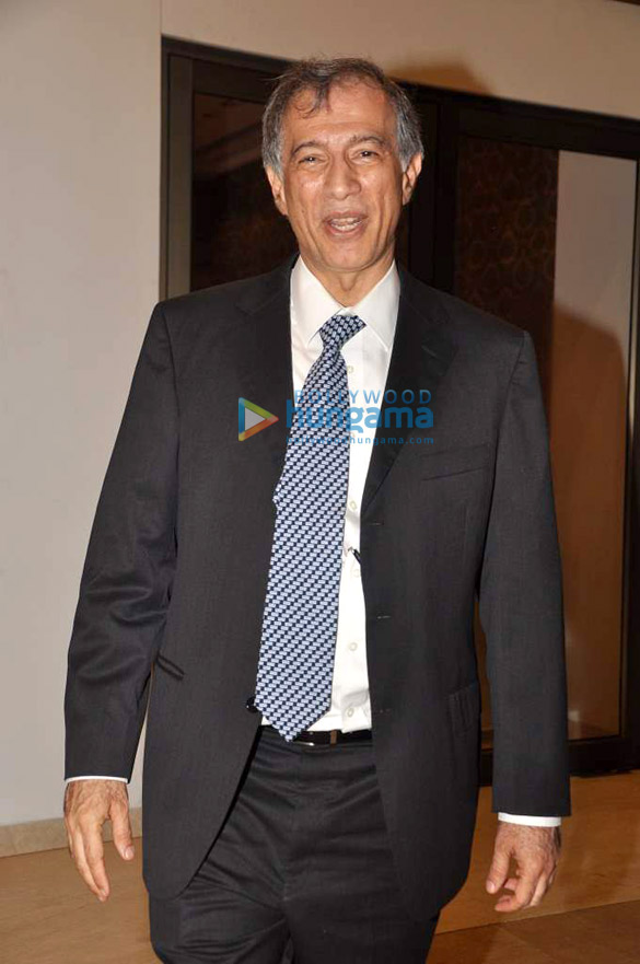 sridevi dharmendra and kader khan at prabodh davkhares birthday bash 16