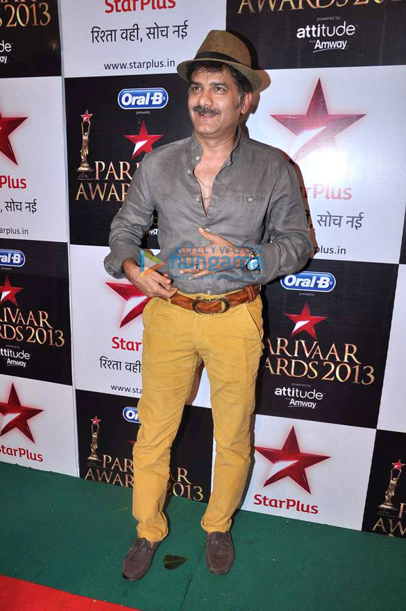 celebs at the 11th star parivaar awards 2013 24